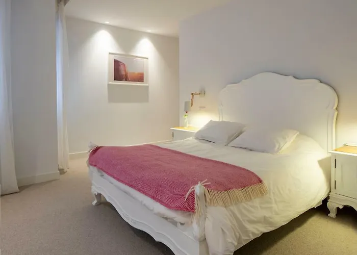 Great Location & 130m2! Guggenheim & Parking