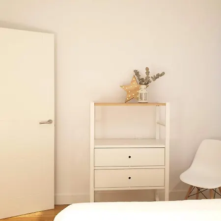 Great Location & 130m2! Guggenheim & Parking *