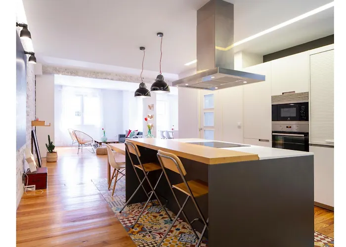 Great Location & 130m2! Guggenheim & Parking